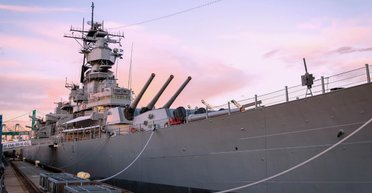 Лінкор класу Iowa: найгрізніший бойовий корабель всіх часів