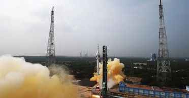 Індія вперше відправляє своїх астронавтів у космос: як завершився випробувальний політ (відео)