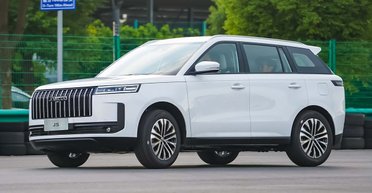 Бензин, гибрид или электро: Chery презентовали недорогой кроссовер для Европы (фото)