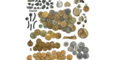 Нашли деньги дьявола: археологи обнаружили уникальные сокровища в Нидерландах (фото)