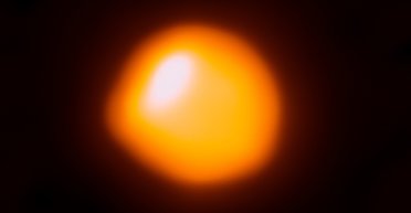 Одна з найяскравіших зірок: у Бетельгейзе є секрет і вчені його розкрили (фото)