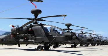 "Апачі" в Україну не потраплять: Польща не має наміру ділитися зброєю, отриманою від США