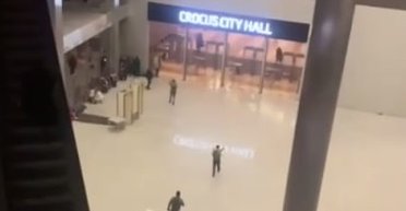 В концертном зале в Москве произошла стрельба: неизвестные из автоматов расстреляли зрителей (видео)