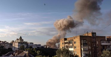 Мощные прилеты: в Токмаке слышали взрывы, оккупанты говорят о ракетном ударе