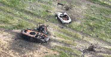 Колоссальные потери: возле Старомайорского образовалось "кладбище" уничтоженной техники ВС РФ (фото)