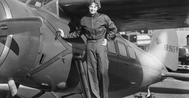 Помогли Google-карты: мужчина раскрыл тайну исчезновения известной летчицы ХХ века (фото)