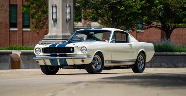 Новый рекорд: старый 58-летний Ford ушел с молотка по цене суперкара Ferrari (фото)