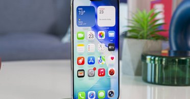 Дорогой и переоцененный: какой смартфон признан самым провальным в 2025 году (фото)