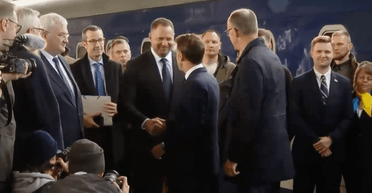 Макрон, Туск и Стармер: в Киев прибыла "коалиция решительных", опубликованы первые кадры (видео)