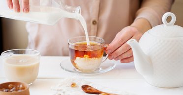 Не пейте чай с молоком: 5 побочных эффектов, о которых вы должны знать