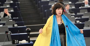 В Брюсселе иногда раздражены, как Рада, правительство и президент перекладывают вину друг на друга, — Ребекка Хармс