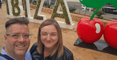 З вечірки просто в аеропорт: пара 17 годин тусувалася на Ібіці, не бажаючи платити за готель