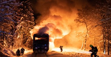 Партизаны сожгли военный электровоз россиян в Брянске, — "Атеш" (видео)