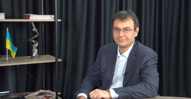 Мировая турбулентность, помощь Запада, усталость от войны и налоги. Интервью Данила Гетманцева