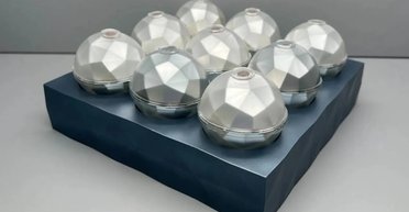 В 200 раз лучше солнечных батарей: чудо-сферы дают энергию даже от искусственного света