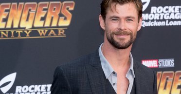 Кріс Гемсворт здивував шанувальників кривими зубами (відео)