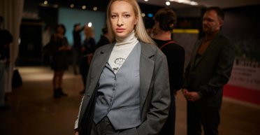 Олимпия Вайтмусташ и София Безверха побывали на премьере "Зона интереса" (фоторепортаж)