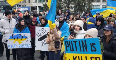 Українці "купують" ядерну зброю: про що свідчить реакція суспільства на скандал в Овальному кабінеті