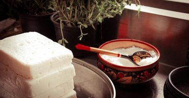 Как лучше сохранить творог: полезные советы