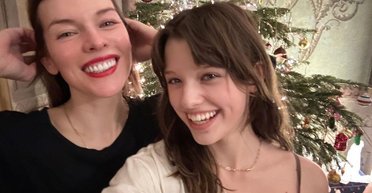 Мілла Йовович зворушливо привітала доньку з днем народження (фото)