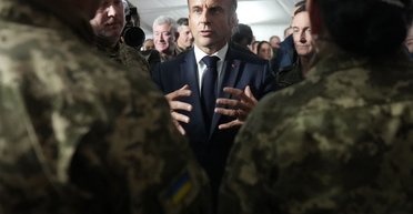 Макрон показал кадры учений украинской бригады "Анна Киевская" во Франции (видео)