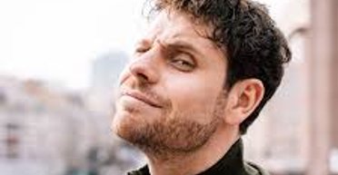 "Не сажайте": актер Артур Логай рассказал, пойдет ли воевать на фронт (видео)