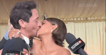 Оскар-2025: Геллі Беррі поцілувала Едріана Броуді на очах в його дівчини (фото, відео)