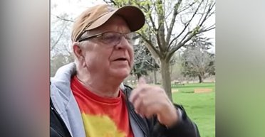 Курьер заехал в магазин, чтобы купить колу для клиента, и получит колоссальные чаевые (видео)