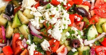 Настоящий греческий салат: рецепт очень летнего блюда