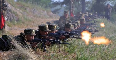 "Понимают с трудом": россияне не могут научить северокорейских солдат команде "огонь", — СМИ