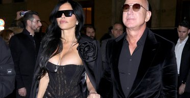 Помощница Лорен Санчес нечаянно открыла подробности ее свадьбы с Безосом