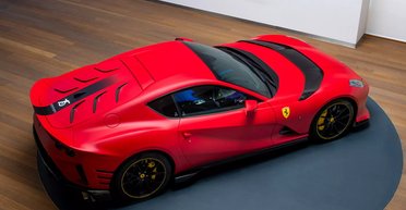 Ferrari представили унікальний суперкар на честь 75-річчя бренду (фото)