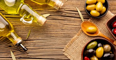 Масло авокадо против оливкового: какое масло полезнее для здоровья и почему