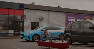 Некрологи від друзів і поминки з пиріжками: в Україні можна замовити нову послугу від стресу