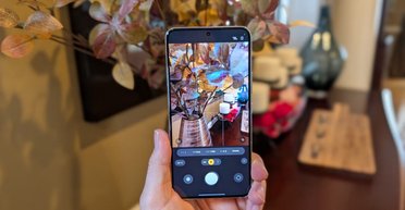 "Можете заощадити купу грошей": старий смартфон вразив експерта якістю камери (фото)