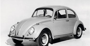 Машины-знаменитости: самые культовые модели авто в истории (фото)