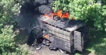 Россияне шли на штурм на инкассаторском автомобиле, — OSINT (видео)