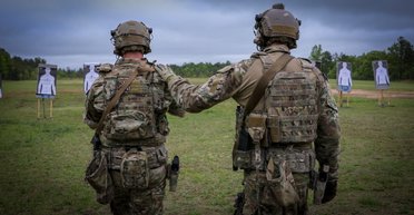 Довіру підірвано. Як Пентагон погіршує відносини з бізнесом