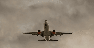 Boeing и Airbus не будут поставлять запчасти и обслуживать самолеты в РФ