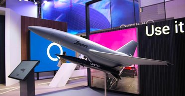 Представлено БПЛА Banshee Jet80+ з надзвуковою ракетою Rattler: де його застосують