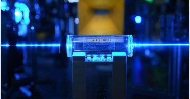 Ученые придумали, как добывать электричество из воды и питать им устройства