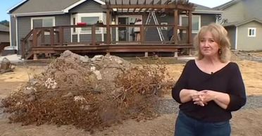 "Живемо посеред ставка": люди покидають домівки, дізнавшись правду про своє село (фото)