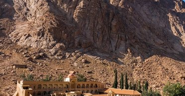 Скандал на Синае: Египет хочет конфисковать старейший христианский монастырь