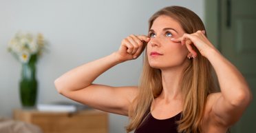 Устали глаза? 6 быстрых и простых упражнений, которые снимут нагрузку и улучшат зрение