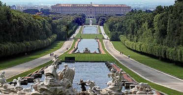 В Италии поймали преступника за кражу из местного Версаля: нанес серьезный ущерб (фото)