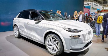 Новейший электрокроссовер Audi удивил инновационным интерьером (фото, видео)