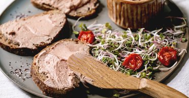 Домашний куриный паштет: рецепт с тайным ингредиентом, который придаст блюду особенный вкус