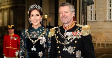 Король и королева Дании показали, как отпраздновали Новый год (видео)