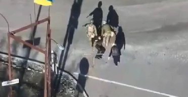 В Селидово ВС РФ расстреливают гражданских: прокуратура начала расследование (видео)