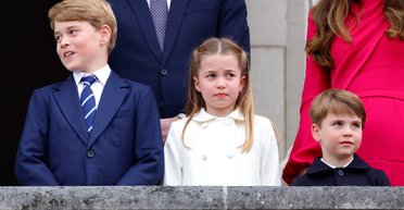 На принца Джорджа чекає розлука з Шарлоттою та Луї: у чому причина (фото)